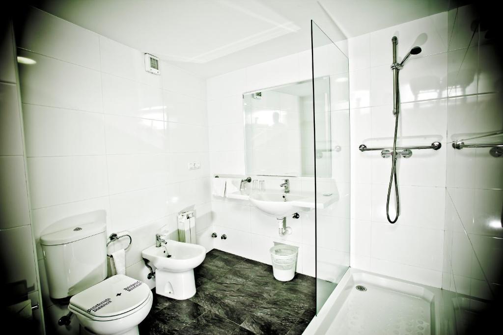 Hotel Maycar Corunha Quarto foto